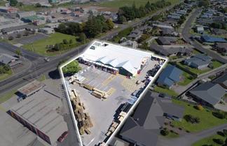 Expansive retail, workshop or warehouse