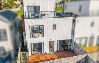 32 Waihou Crescent, Albany
