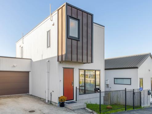 32 Waihou Crescent, Albany Heights