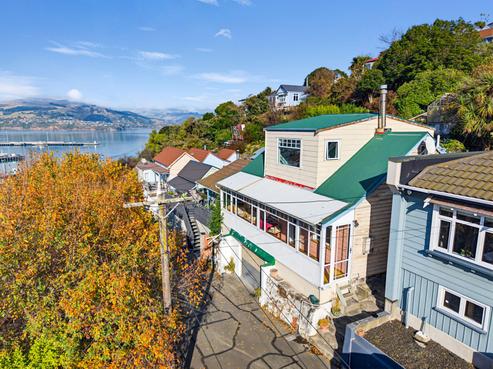 9 Hawkhurst Road, Lyttelton