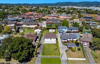 4 Duncan Avenue, Te Atatu South