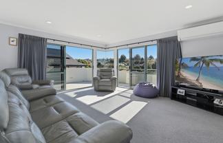 5 Matawha Way, Brookfield