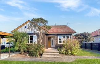 172 Cook Street, West End