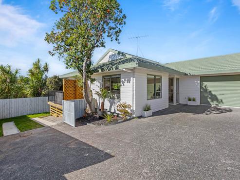 2/65 Charlotte Street, Stanmore Bay