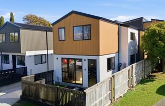 1/6 Broadview Place, Howick