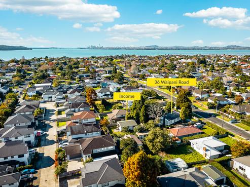 36 Waipani Road, Te Atatu Peninsula