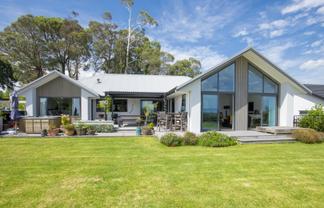 32  Hillview Terrace , Mangapapa