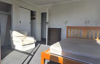 Room 1/528 Papamoa Beach Road, Papamoa