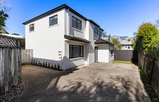 2/34 Selwyn Crescent, Forrest Hill