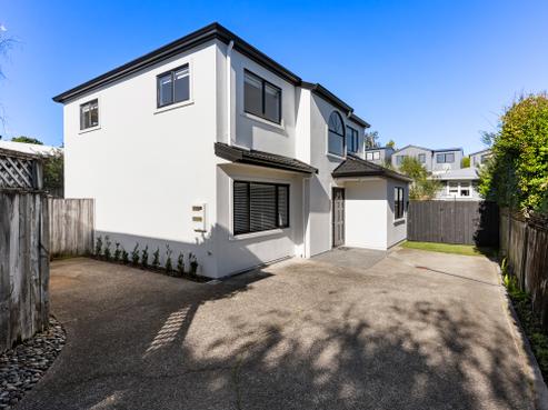 2/34 Selwyn Crescent, Forrest Hill
