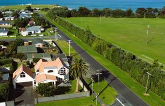 88 Domett Street, Opunake