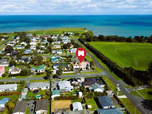 88 Domett Street, Opunake