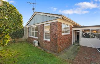 2/150 St George Street, Papatoetoe