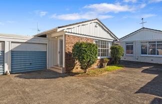 2/150 St George Street, Papatoetoe