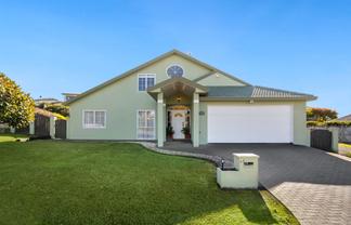 46 Whiting Grove, West Harbour