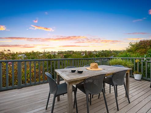 40 Peter Terrace, Castor Bay