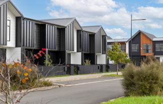 4 Tuputupu Drive, Kumeu