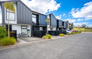 4 Tuputupu Drive, Kumeu