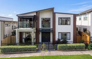 16 Lime Hill Rise, Flat Bush
