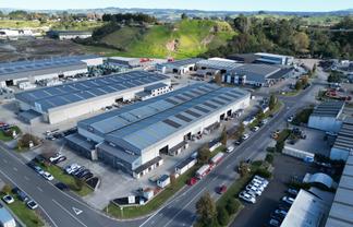 3 road frontage, serious industrial
