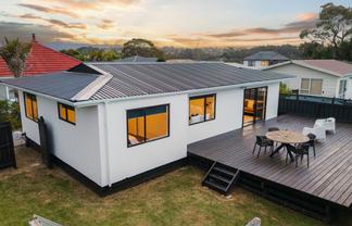 B/99 Henderson Valley Road, Henderson Valley