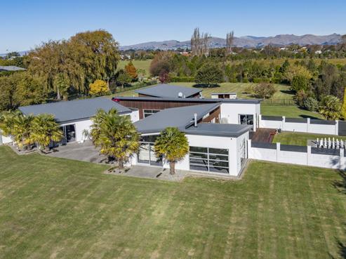 25A Greenhaven Drive, Burwood