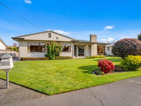 404 Purser Place, Mahora