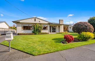 404 Purser Place, Mahora