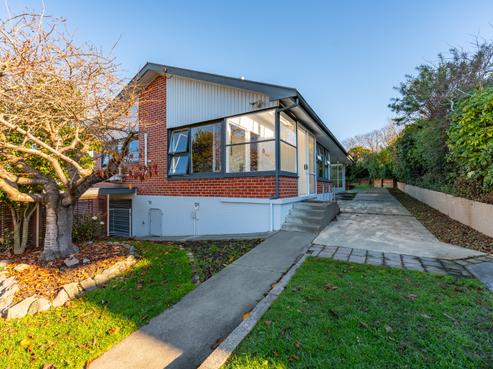 13 Ranfurly Street, West End