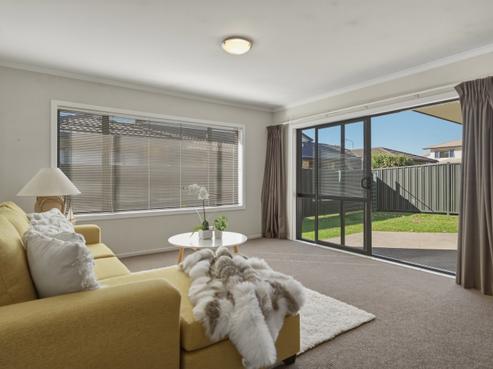 26/64 Kawaha Point Road, Kawaha Point