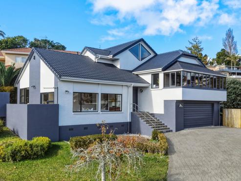 6 Tenbless Court, Unsworth Heights
