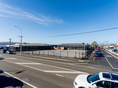 329 Hillside Road, South Dunedin