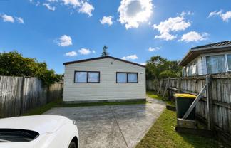 18A Neems Place, Manurewa