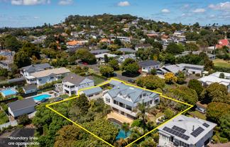 36 Lloyd Avenue, Mount Albert