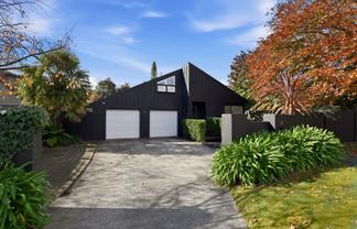 78 Iles Road, Lynmore