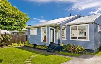 16 Woodglen Road, Glen Eden