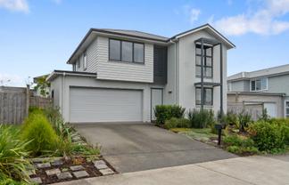 16 Onekura Street , Red Beach