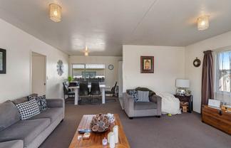 10A Holman Road, Te Atatu Peninsula