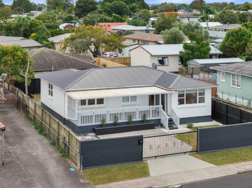 43 President Avenue, Papakura