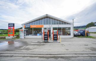 TOKANUI SERVICE CENTRE + LAND AND BUILDINGS