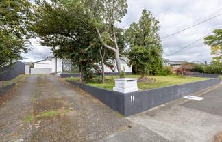 11 Peters Avenue, Cloverlea