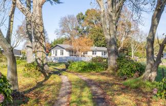 588 Holland Road, Eureka
