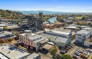 Landmark investment with income and upside