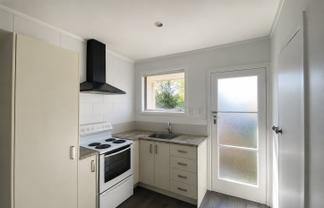 2/110 Firth Street, Hamilton East