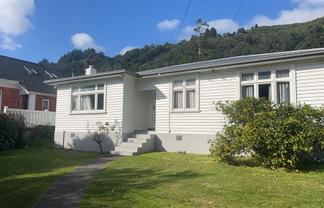 90 Waikawa Road, Picton