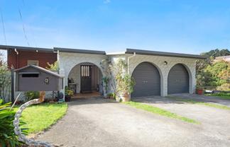4 Wye Street, Island Bay