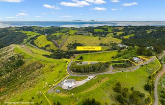 166 Saqa Way, Matapouri