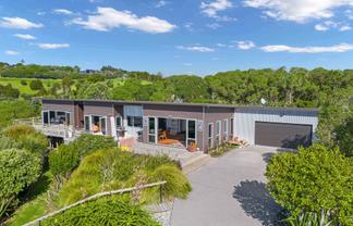 166 Saqa Way, Matapouri