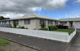 10 Edward Street, Pahiatua