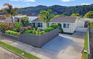 421 Fergusson Drive, Thames